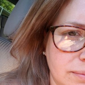 Meet your Posher, Kami